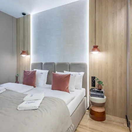 Jachtowa Direkt Am Hafen Von Usedom By Interhome アパート シフィノウイシチェ