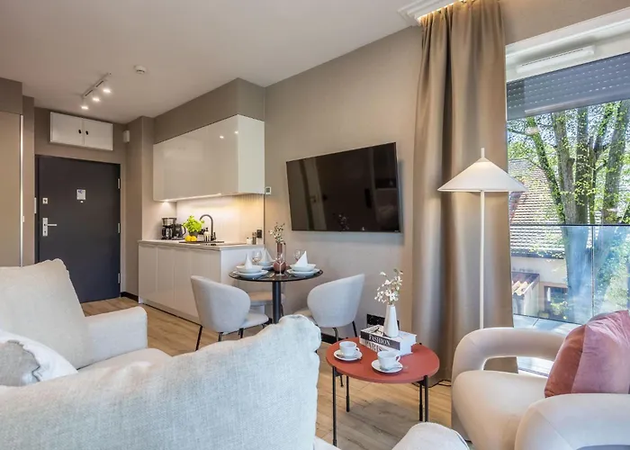 Jachtowa Direkt Am Hafen Von Usedom By Interhome * シフィノウイシチェ